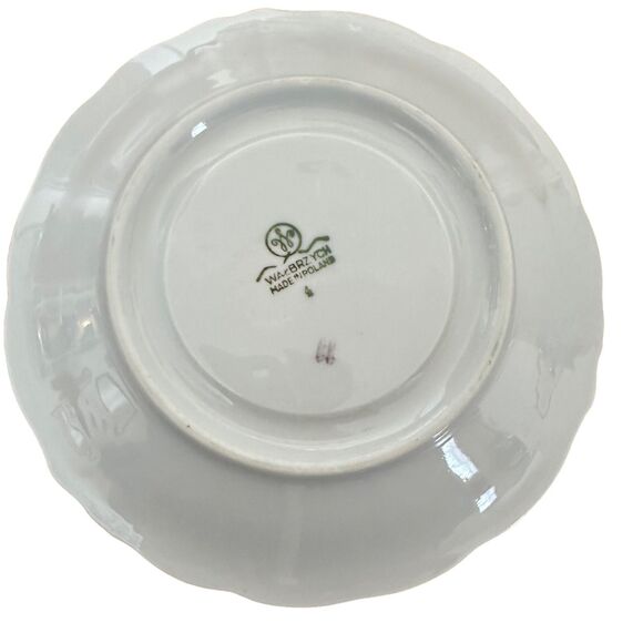 Vintage Walbrzych Footed Teacup Saucer Set White Floral Gold Trim Porcelain - Picture 6 of 9